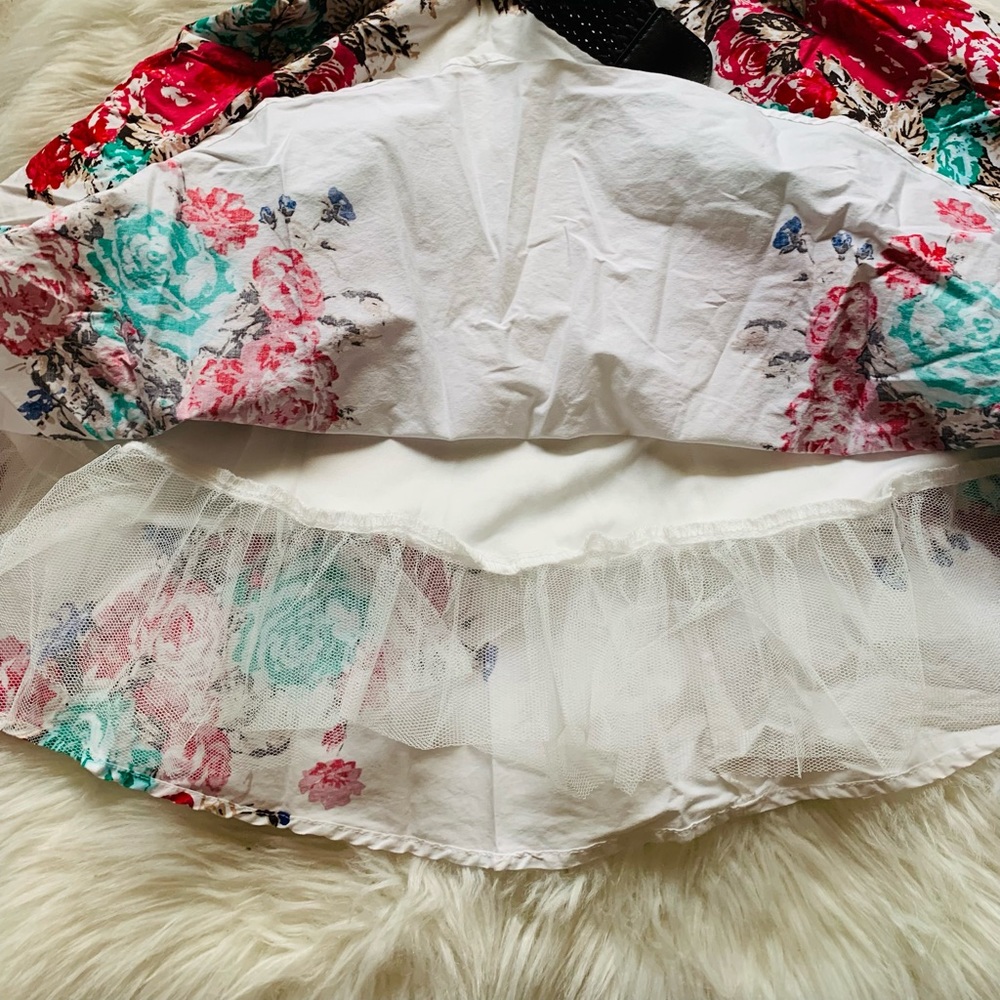 Dress - Picture 3 of 4